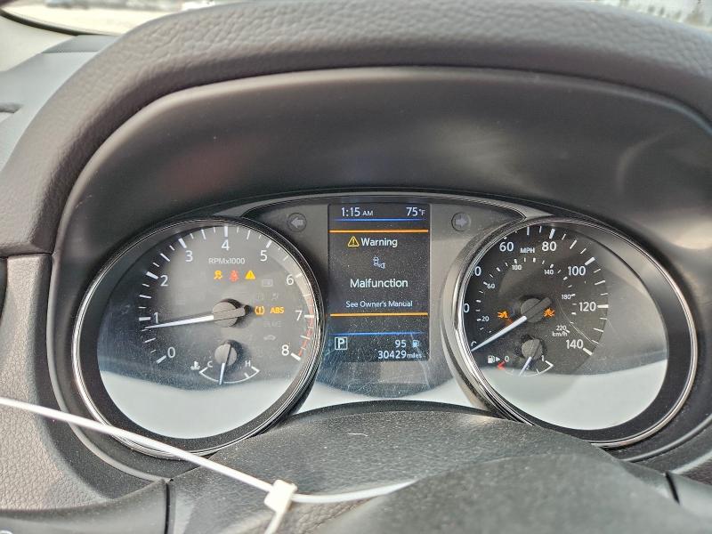 Фото 9 - NISSAN ROGUE