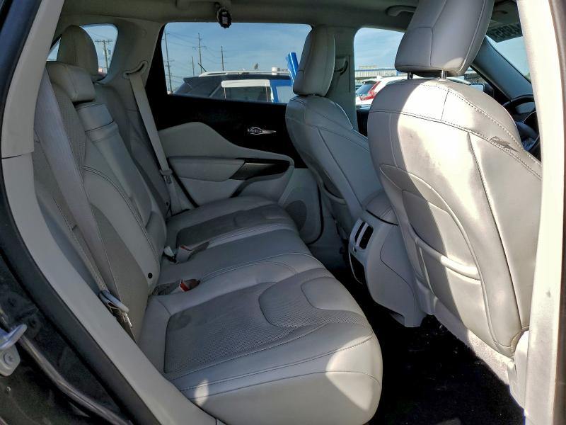 Фото 11 - JEEP GRAND CHER