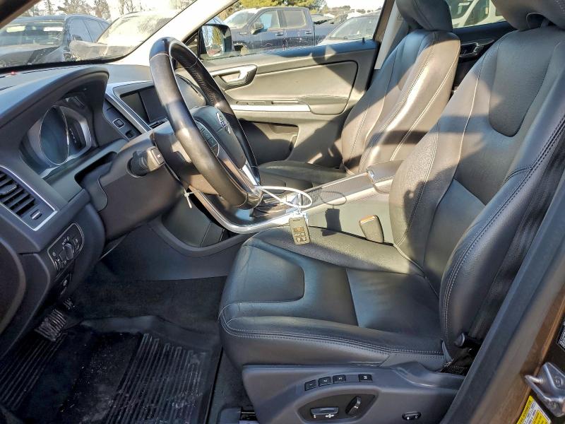 VOLVO XC60 2015 VIN YV440MDK0F2675295