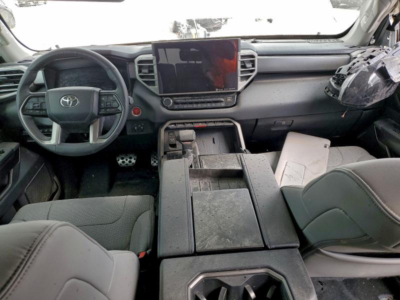 Фото 8 - TOYOTA SEQUOIA