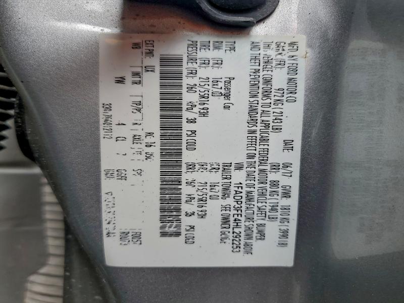 Фото 12 - FORD FOCUS