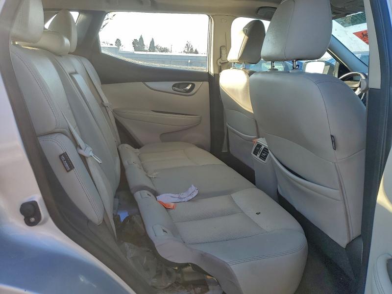 Фото 11 - NISSAN ROGUE