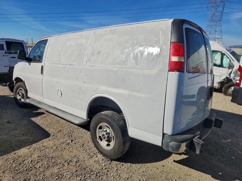 Фото 2 - GMC SAVANA