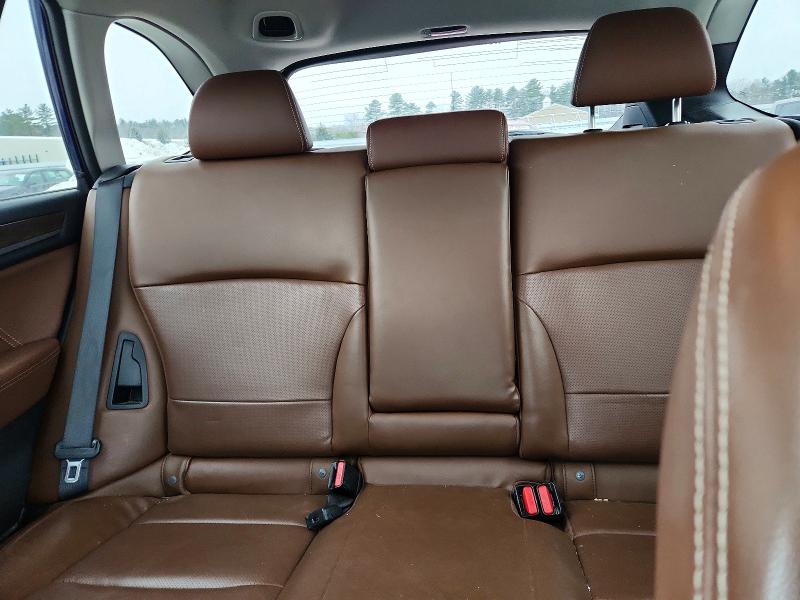 Фото 10 - SUBARU OUTBACK