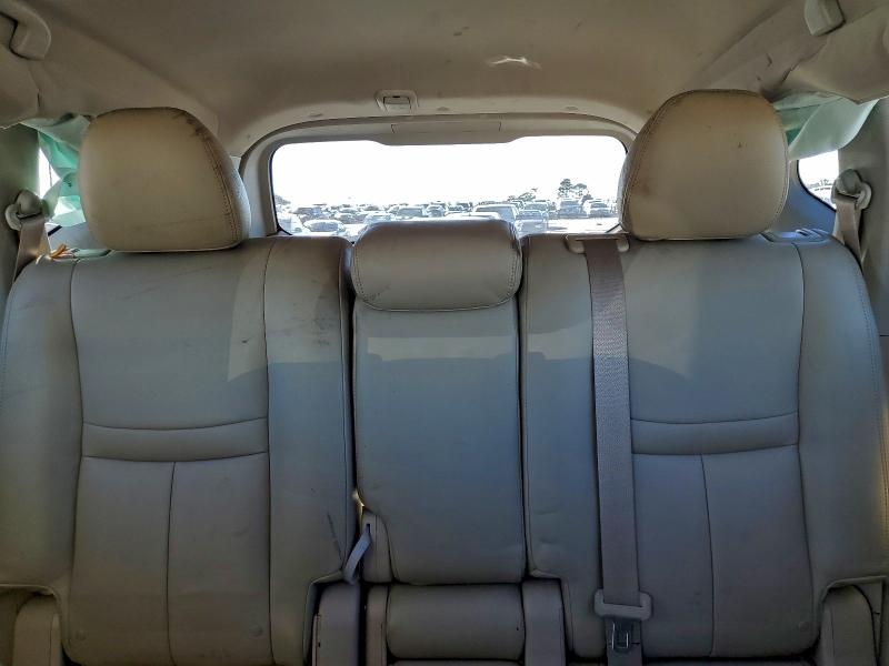 Фото 10 - NISSAN ROGUE