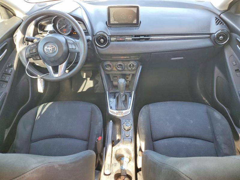 Фото 8 - TOYOTA YARIS