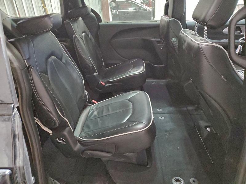 Фото 11 - CHRYSLER PACIFICA