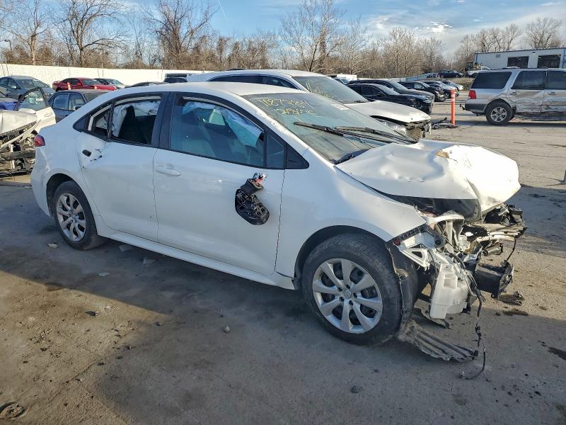 Фото 4 - TOYOTA COROLLA