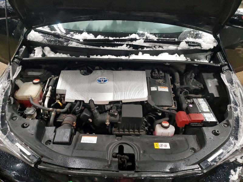 Фото 11 - TOYOTA PRIUS