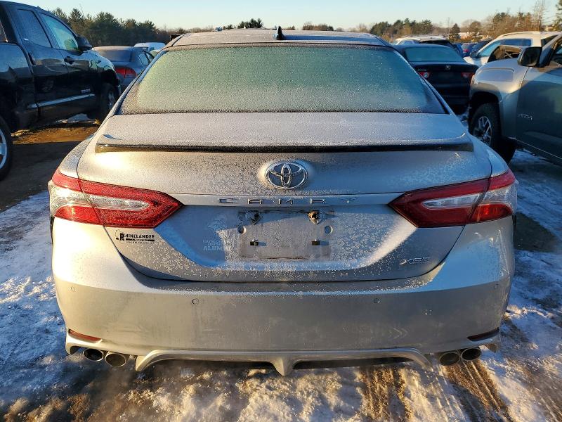 Фото 6 - TOYOTA CAMRY