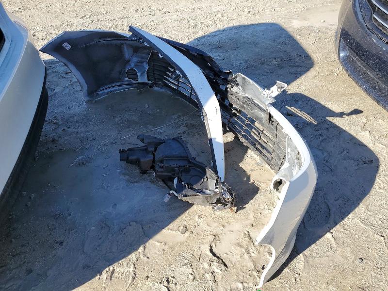 Фото 10 - TOYOTA CAMRY