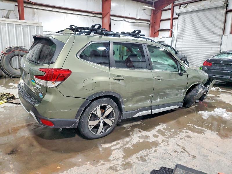 Фото 3 - SUBARU FORESTER