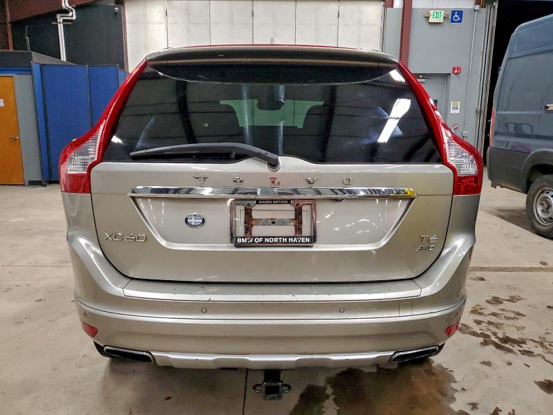 Фото 6 - VOLVO XC60