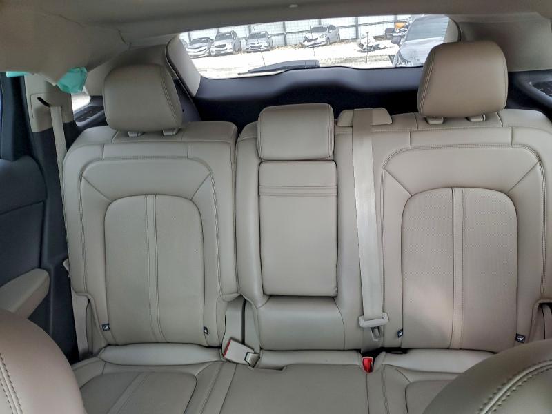 Фото 10 - LINCOLN NAUTILUS