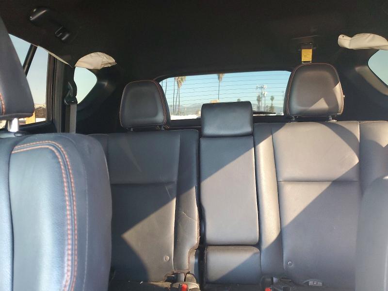 Фото 10 - TOYOTA RAV4