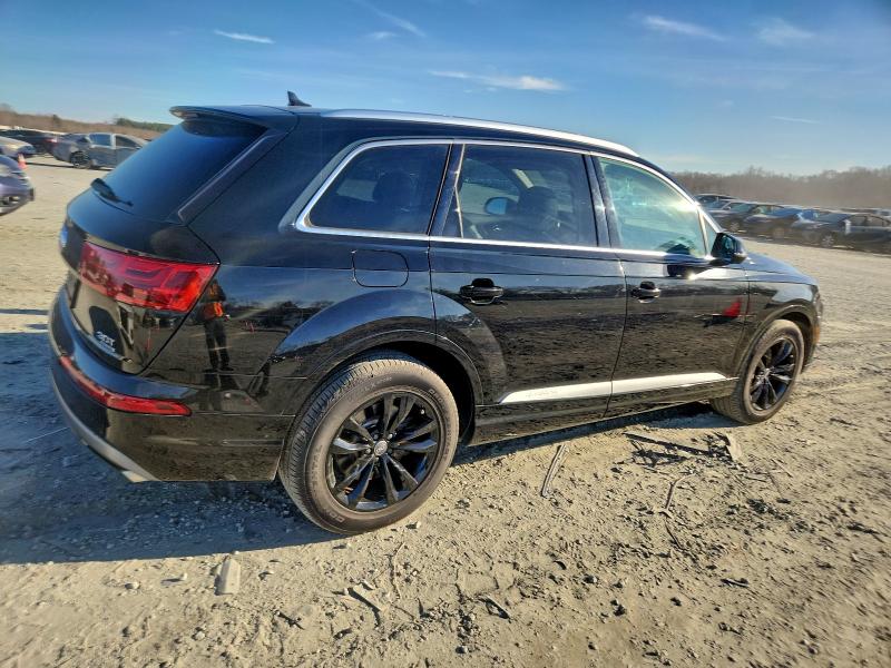 Фото 3 - AUDI Q7