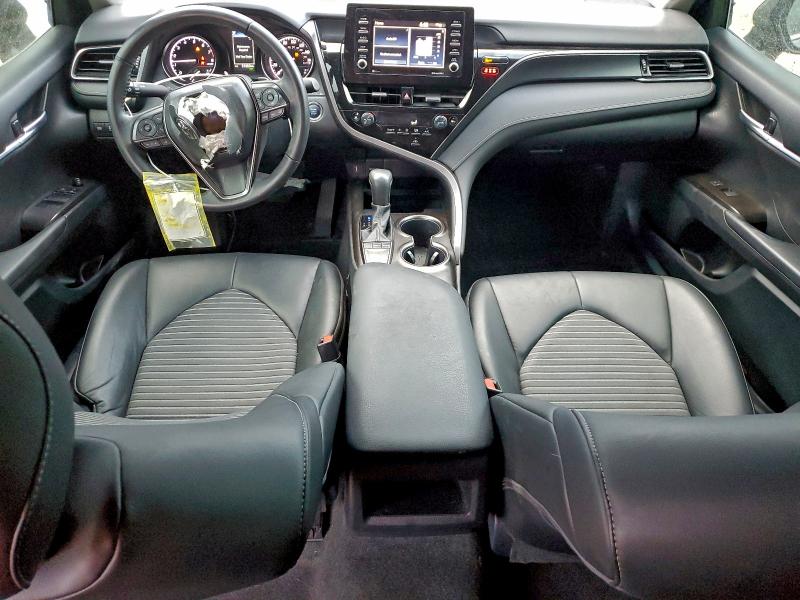 Фото 8 - TOYOTA CAMRY