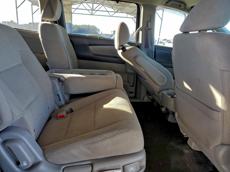 Фото 11 - HONDA ODYSSEY