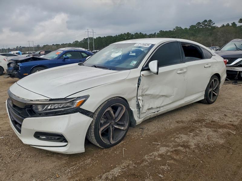 Фото 1 - HONDA ACCORD