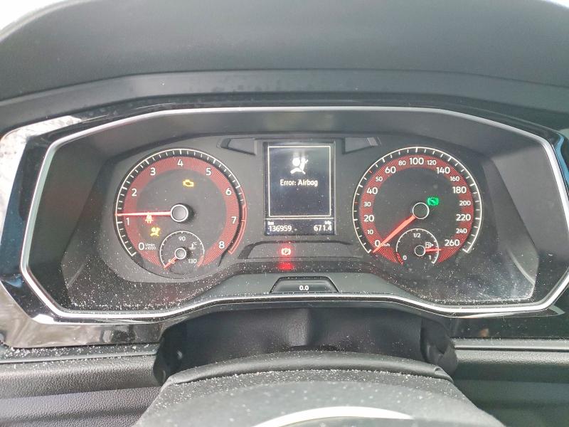 Фото 9 - VOLKSWAGEN JETTA