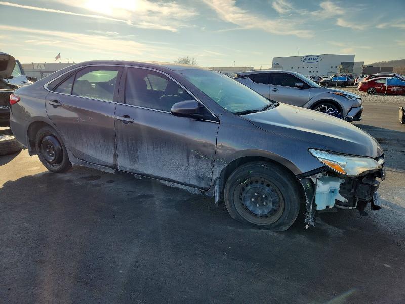 Фото 4 - TOYOTA CAMRY