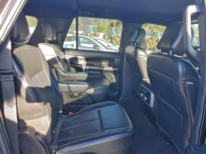 Фото 11 - FORD EXPEDITION