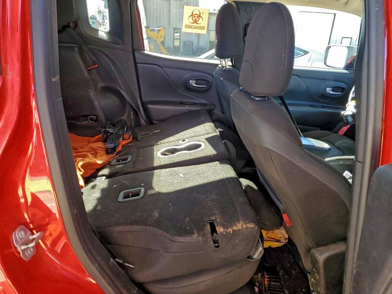 Фото 11 - JEEP RENEGADE