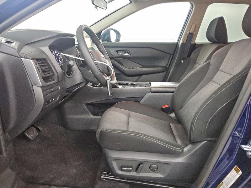 Фото 7 - NISSAN ROGUE