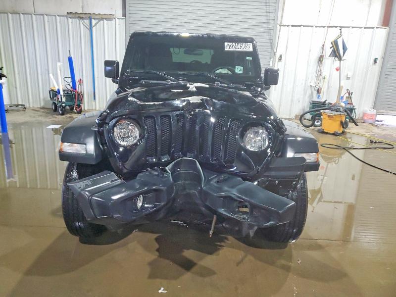 Фото 5 - JEEP WRANGLER