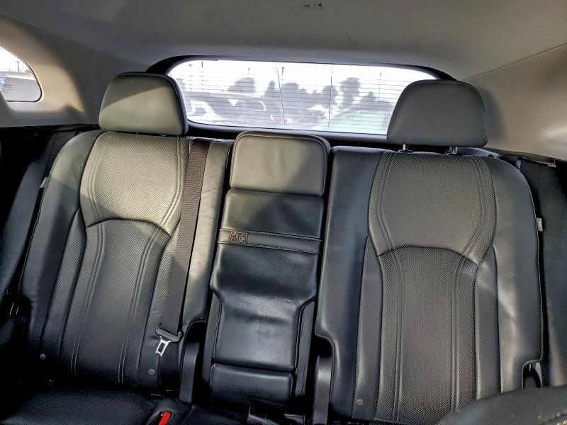 Фото 10 - LEXUS RX350