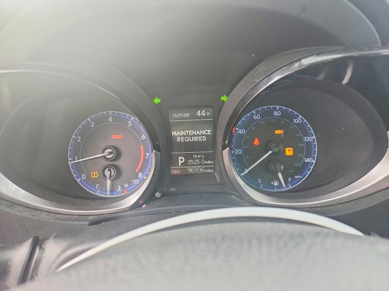 Фото 9 - TOYOTA COROLLA