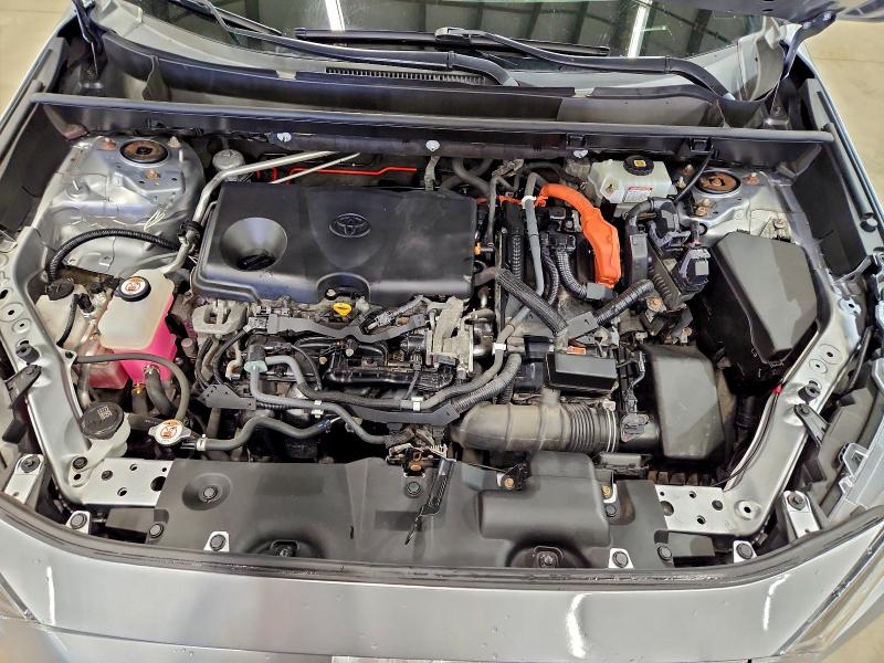 Фото 12 - TOYOTA RAV4