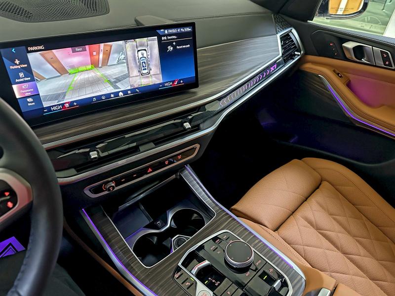 Фото 13 - BMW X7