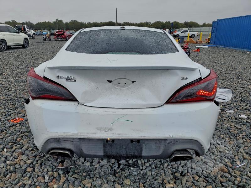 Фото 6 - HYUNDAI GENESIS