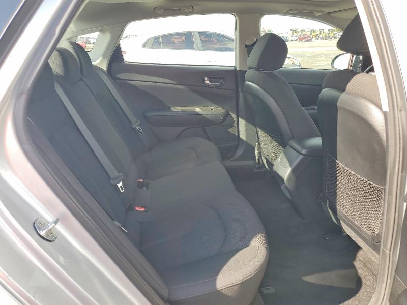 Фото 10 - KIA OPTIMA