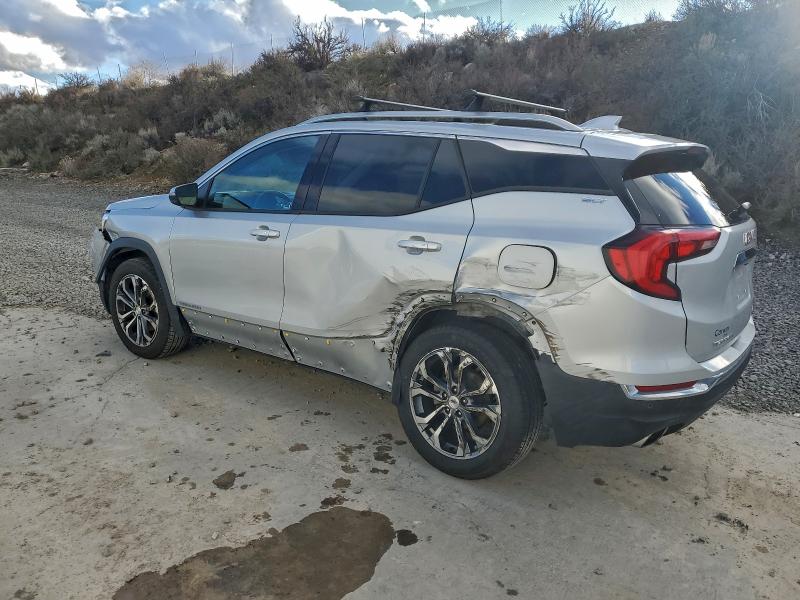 Фото 2 - GMC TERRAIN