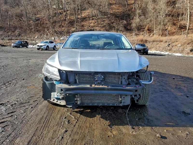 Фото 5 - VOLKSWAGEN PASSAT