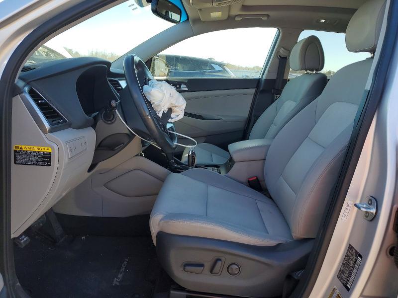 Фото 7 - HYUNDAI TUCSON