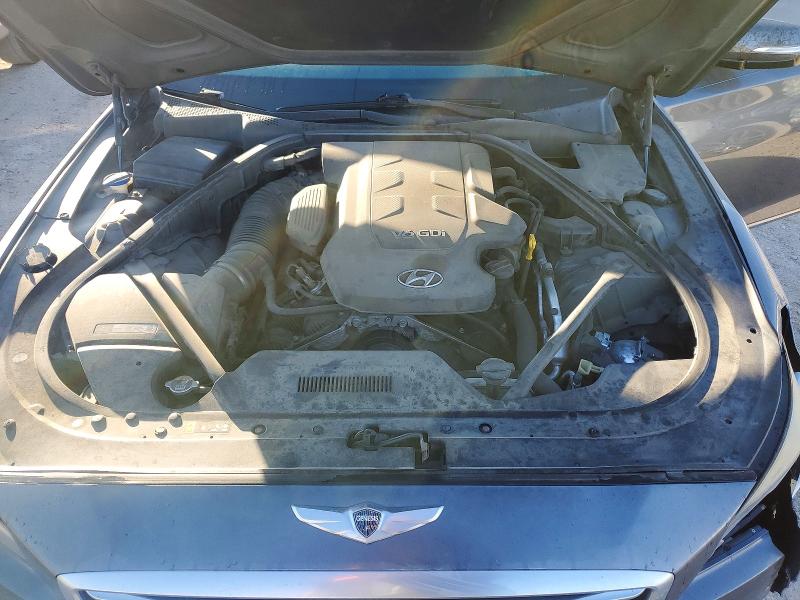 Фото 11 - HYUNDAI GENESIS