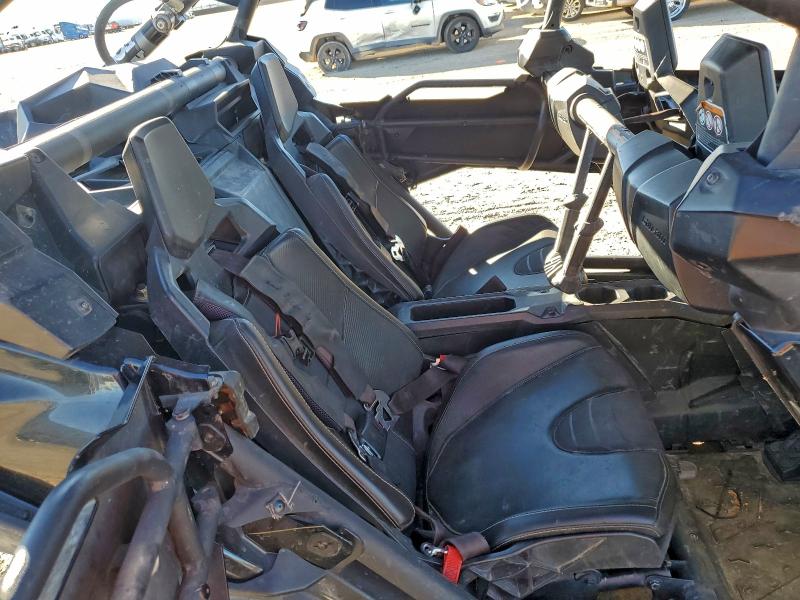 CAN-AM MAVERICK X 2020