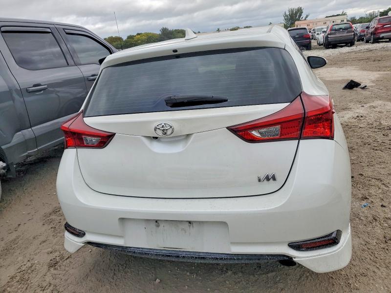 Фото 6 - TOYOTA COROLLA