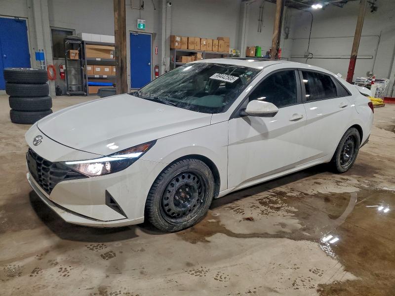 Фото 1 - HYUNDAI ELANTRA