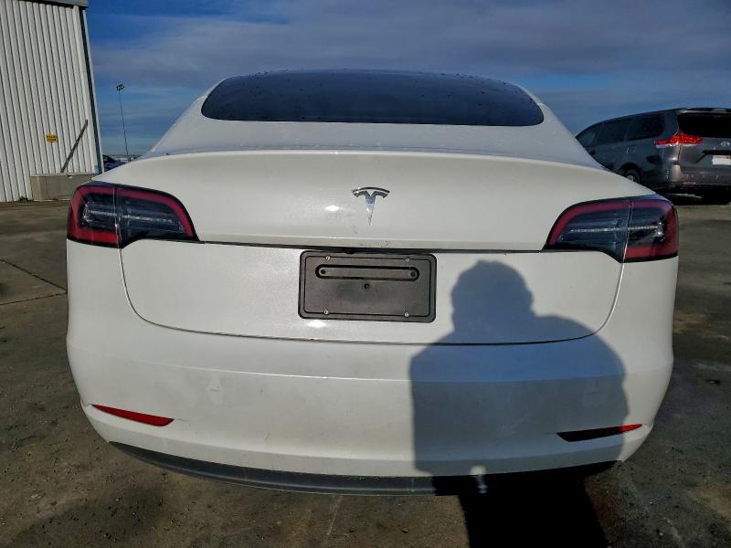 Фото 6 - TESLA MODEL 3