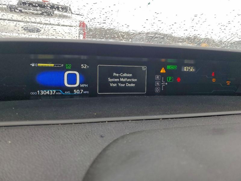 Фото 9 - TOYOTA PRIUS