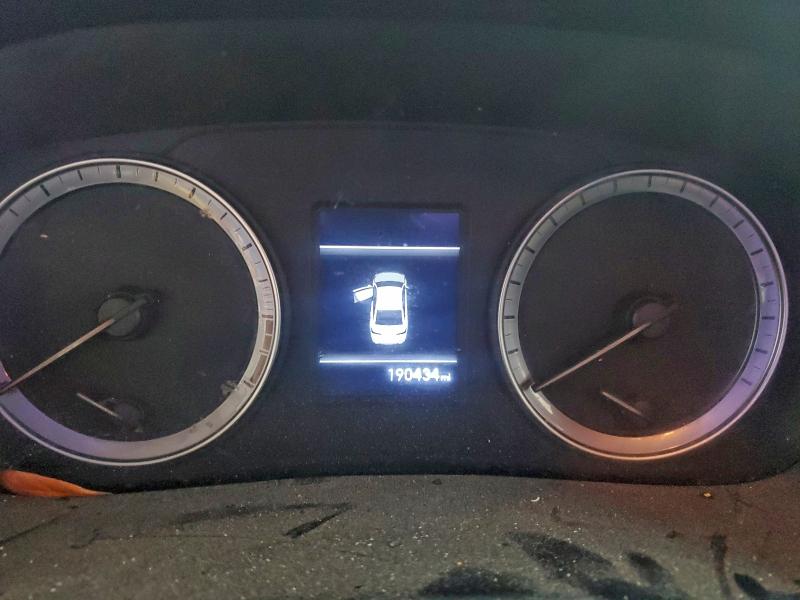 Фото 9 - HYUNDAI SONATA