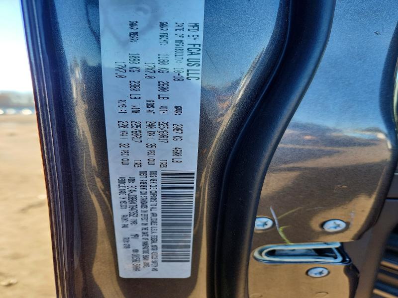 Фото 12 - JEEP COMPASS