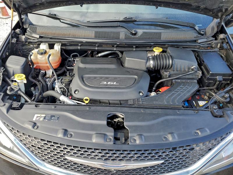 Фото 12 - CHRYSLER PACIFICA