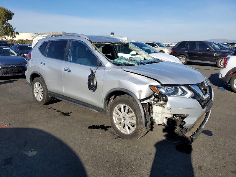 Фото 4 - NISSAN ROGUE