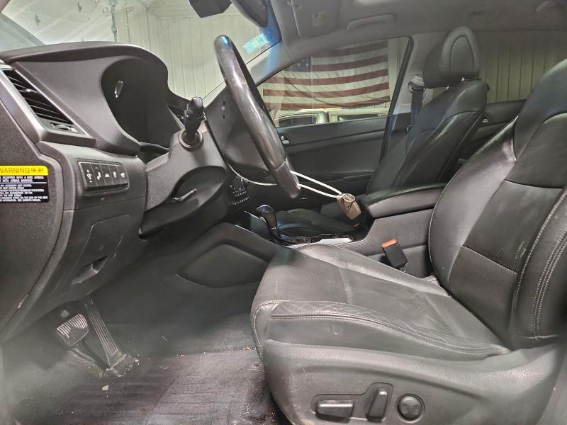 Фото 7 - HYUNDAI TUCSON