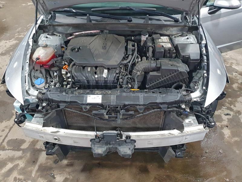 Фото 11 - HYUNDAI SONATA